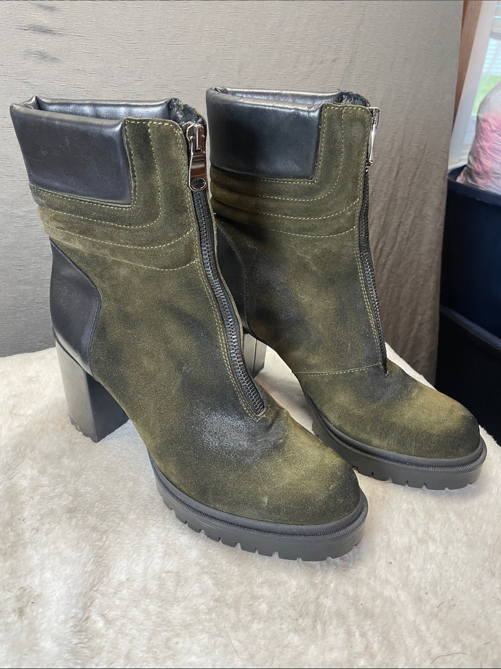 Emanuele‎ crasto Front-Zip Olive Suede Ankle Booties , made in Italy